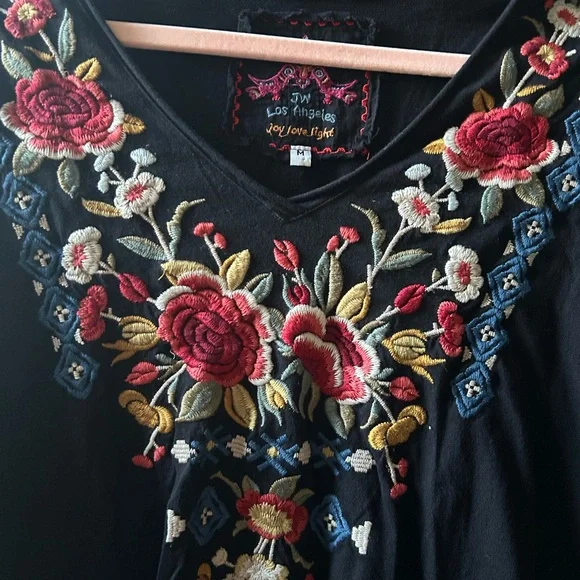 Johnny Was Embroidered Black Floral Top - Picture 6 of 6